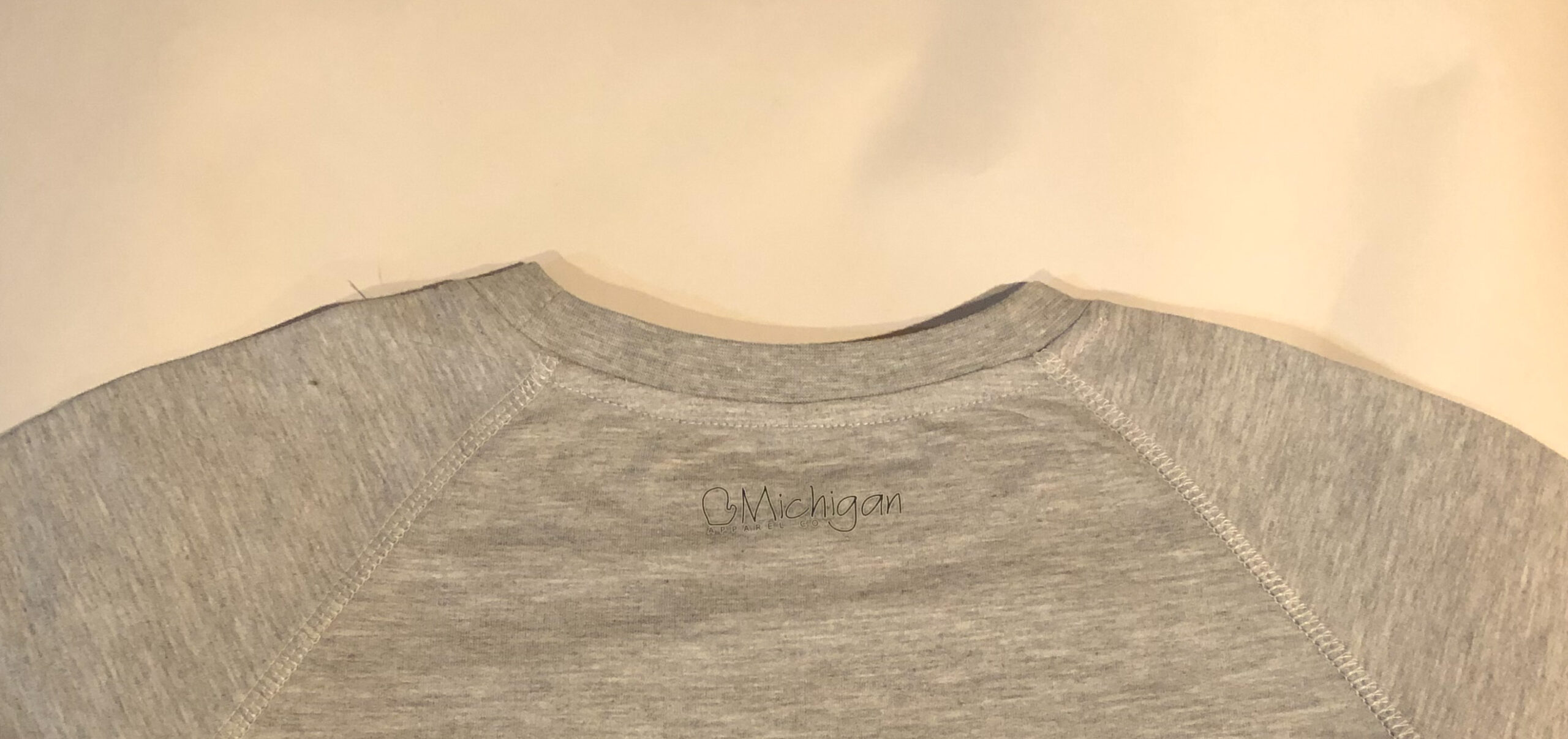 buck long sleeve back