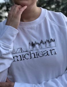 Read more about the article Best Michigan Sweatshirts for Adults